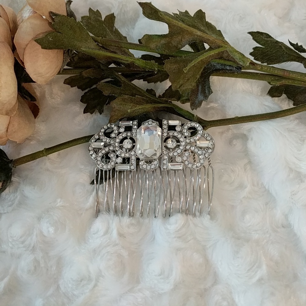 Rhinestone hair comb